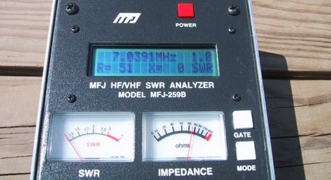 MFJ-259B Antenna Analyzer - Radio Equipment: Antenna Analyzers: MFJ-259B