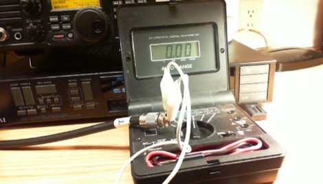 Check coaxial cable with a multimeter