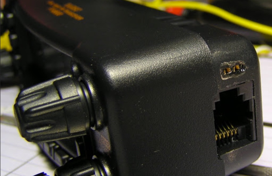 Yaesu FT-8800 Button Mod 