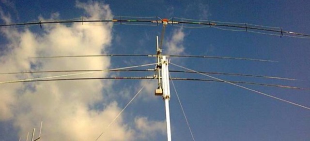 Two elements Triband Yagi Antenna