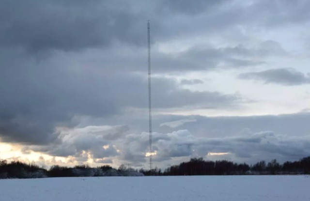 160m Spitfire Antenna Picture