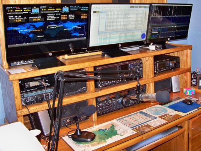 Panoramic Adapter for the Yaesu FTDX-9000 Picture