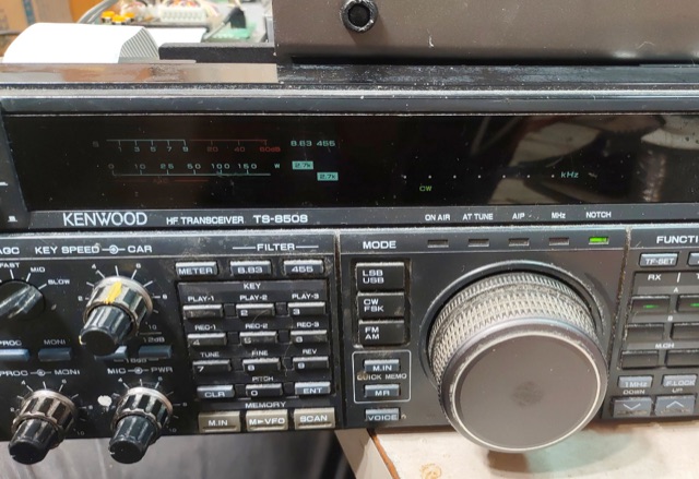 Repairing a dead Kenwood TS-850S 